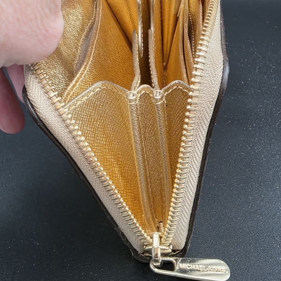 Michael Kors Metallic Gold Lacy Flower Leather Wallet - Picture 3 of 10